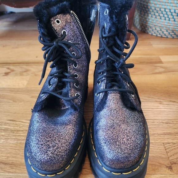 Dr Martens Jadon Boot Platform Faux Fur Lined Size 8 Gothic Grunge Metallic - Picture 10 of 10